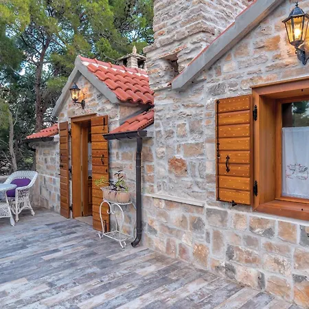 5 Bedroom Stunning In Semesterbostad *