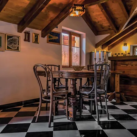 5 Bedroom Stunning In Semesterbostad