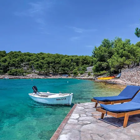 Holiday home 5 Bedroom Stunning In