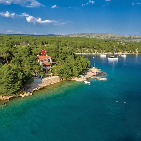 5 Bedroom Stunning In * Milna (Brac)