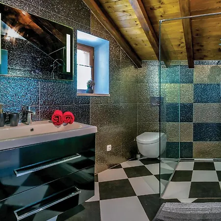 5 Bedroom Stunning In 펜션 *