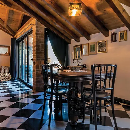 5 Bedroom Stunning In Milna (Brac)
