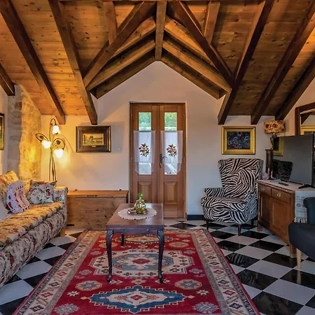 5 Bedroom Stunning In Holiday home Milna (Brac)
